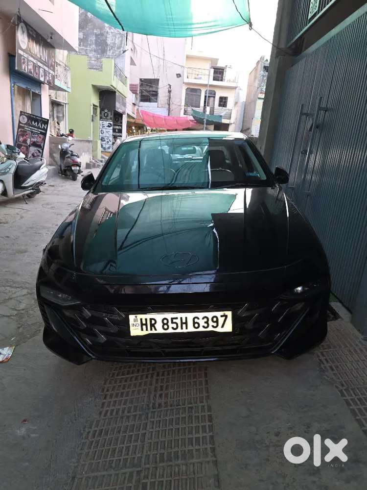 Black New Shape Verna 2024