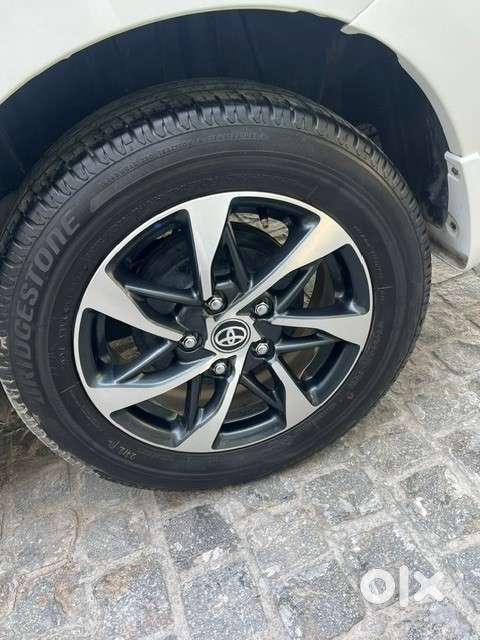 Toyota Rumion V At, 2025, Petrol