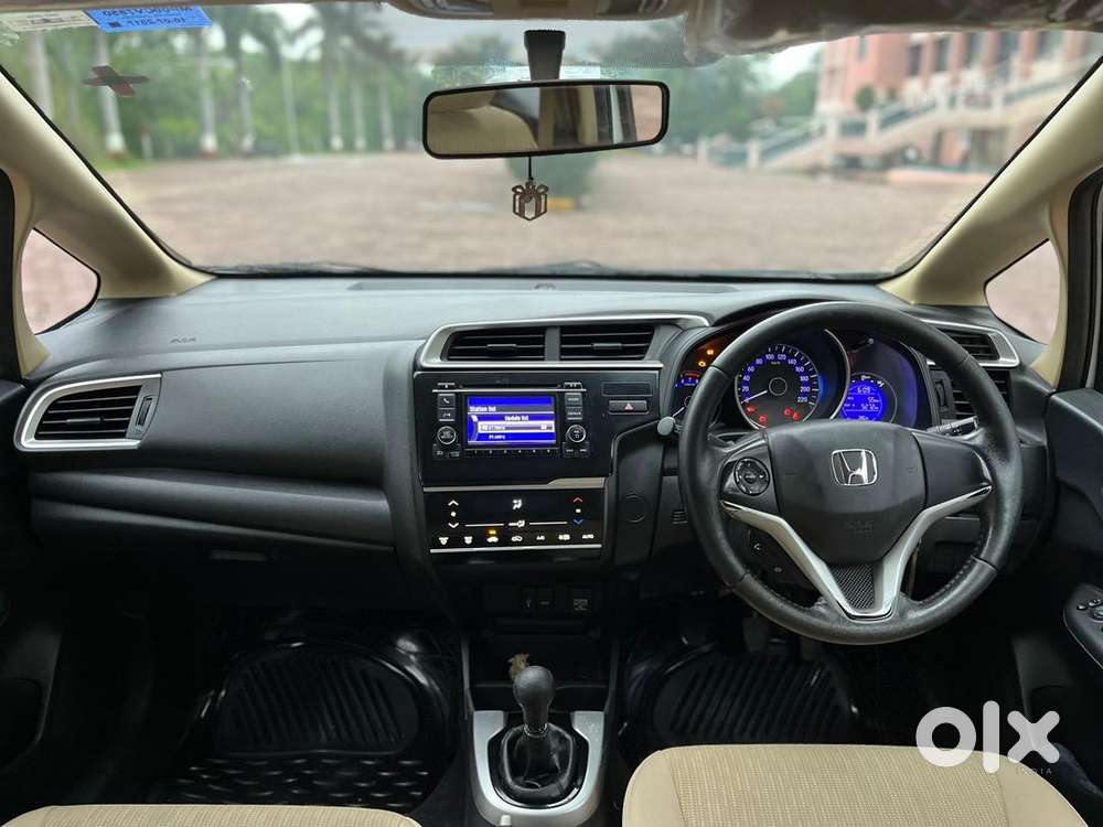 Honda Jazz I-vtec 2017 Single Owner Petrol