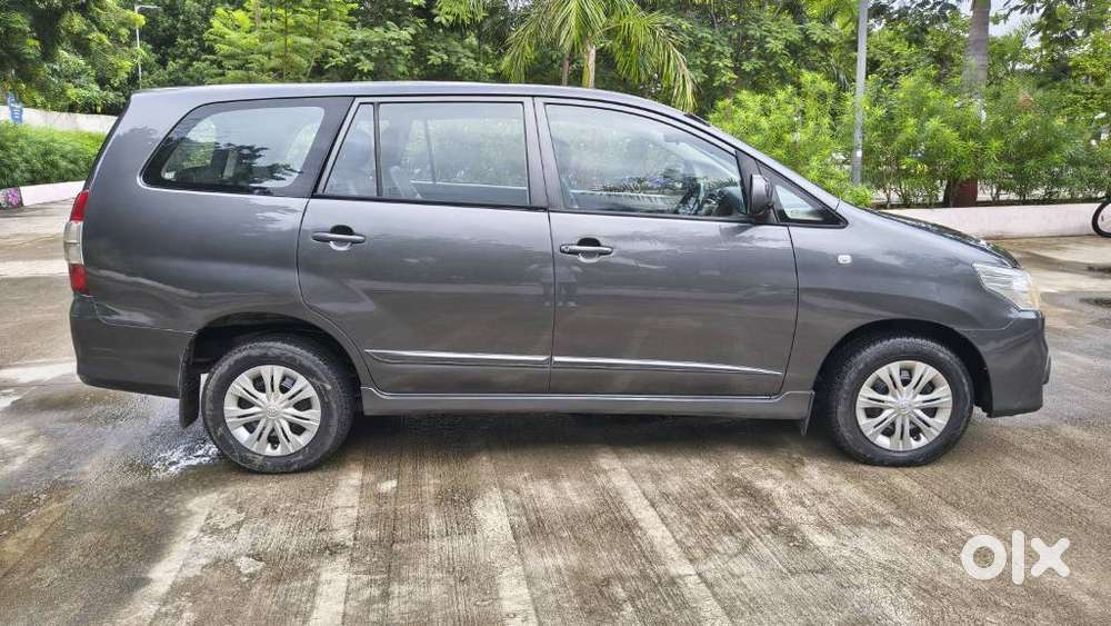 Toyota Innova 2.5 Gx 7 Seater Bs Iv, 2015, Diesel