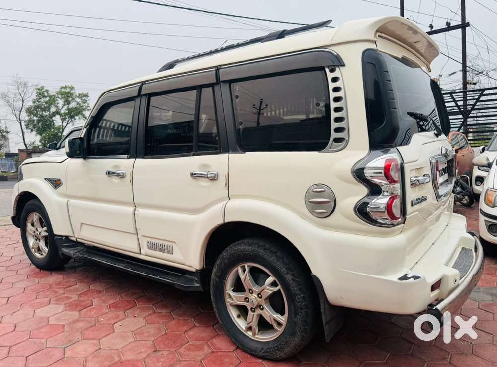 Mahindra Scorpio S10, 2017, Diesel