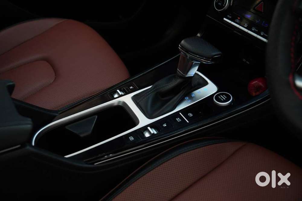 Hyundai Alcazar 1.5 Tdct Signature (o) 7s Petrol, 2024, Petrol