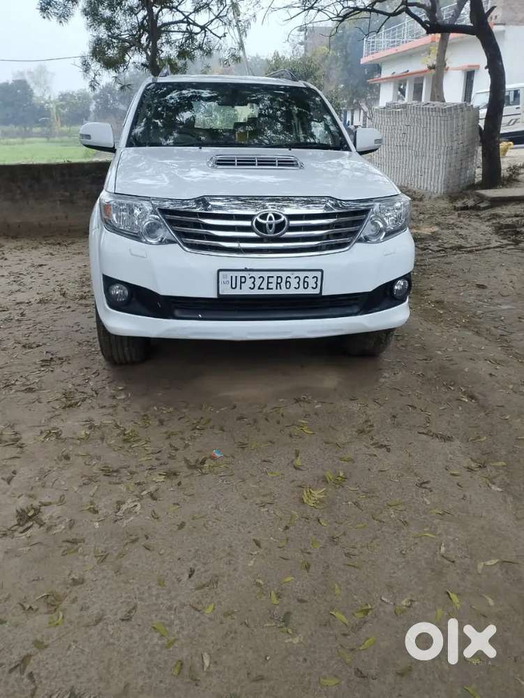 Toyota Fortuner 2012 Diesel 150000 Km Driven