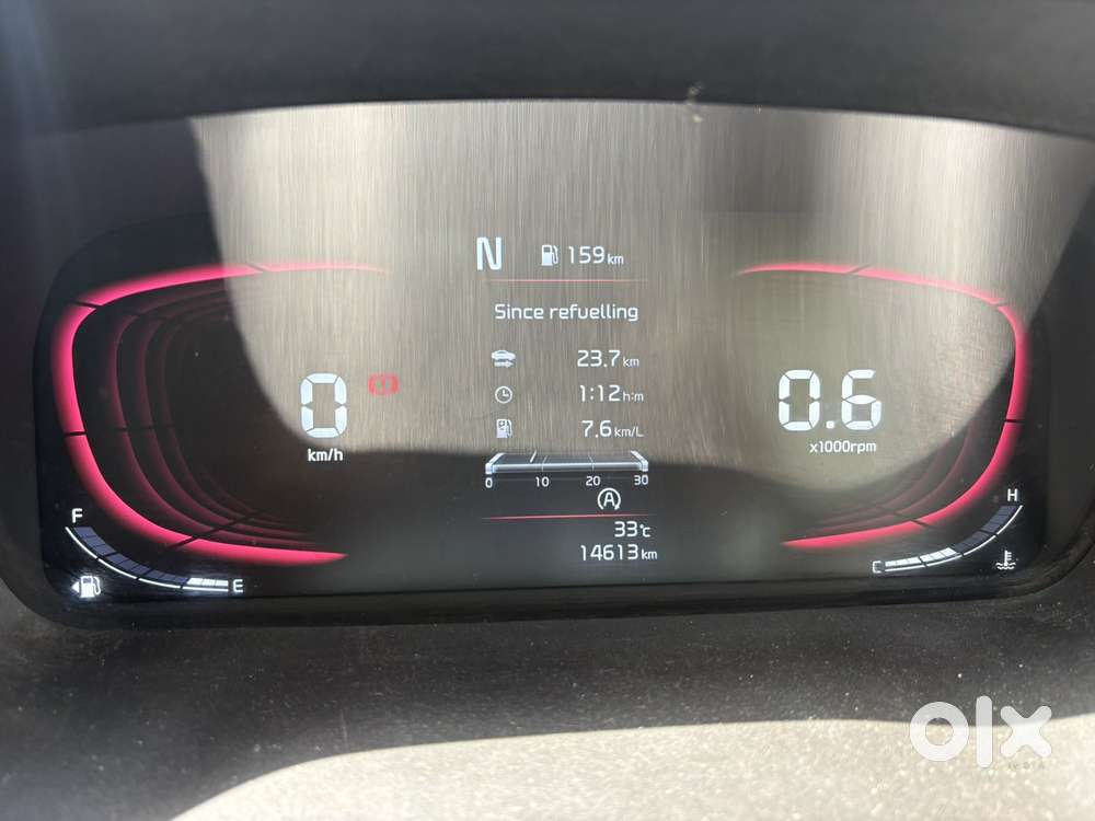 Kia Carens 1.5 Luxury Plus Turbo Dct 7 Str, 2023, Petrol