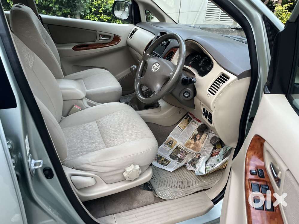 Toyota Innova 2.5 Vx (diesel) 7 Seater Bs Iv, 2009, Diesel