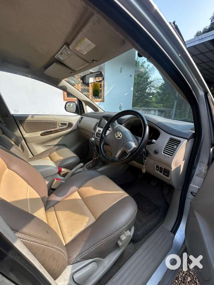 Toyota Innova 2014 Diesel 133000 Km Driven