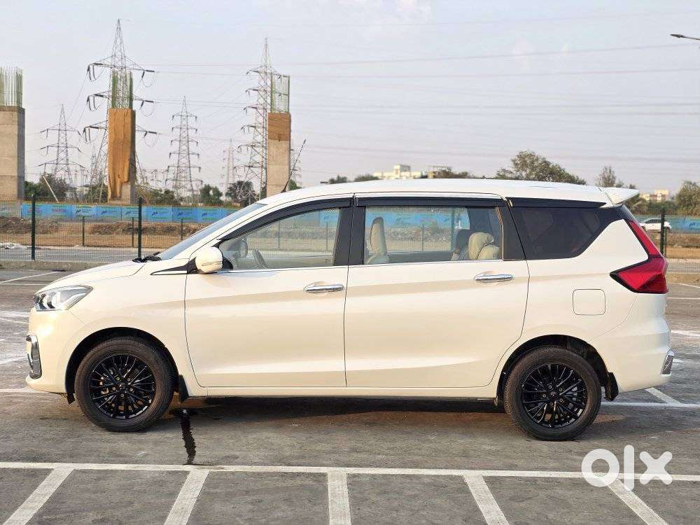 Maruti Suzuki Ertiga 2022-2023 Vxi Cng, 2022, Cng & Hybrids