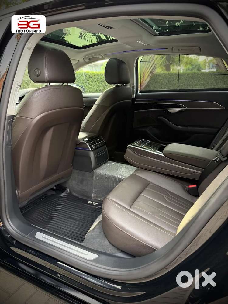 Audi A8 L, 2022, Petrol