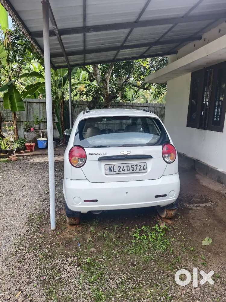 Chevrolet Spark 2012 Petrol 70000 Km Driven