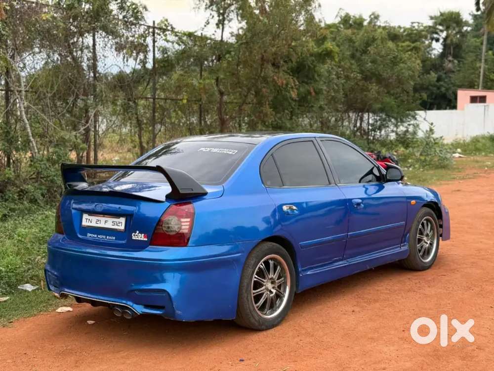 Hyundai Elantra 2005 Petrol Well Maintained