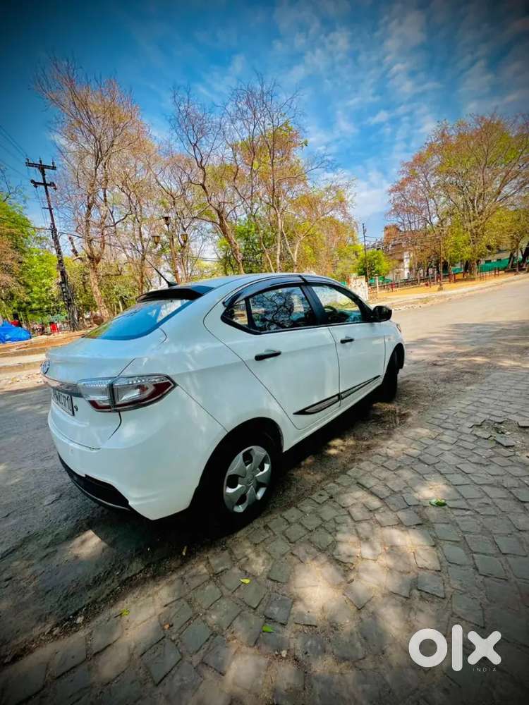Tata Tigor 2022 Petrol Well Maintained