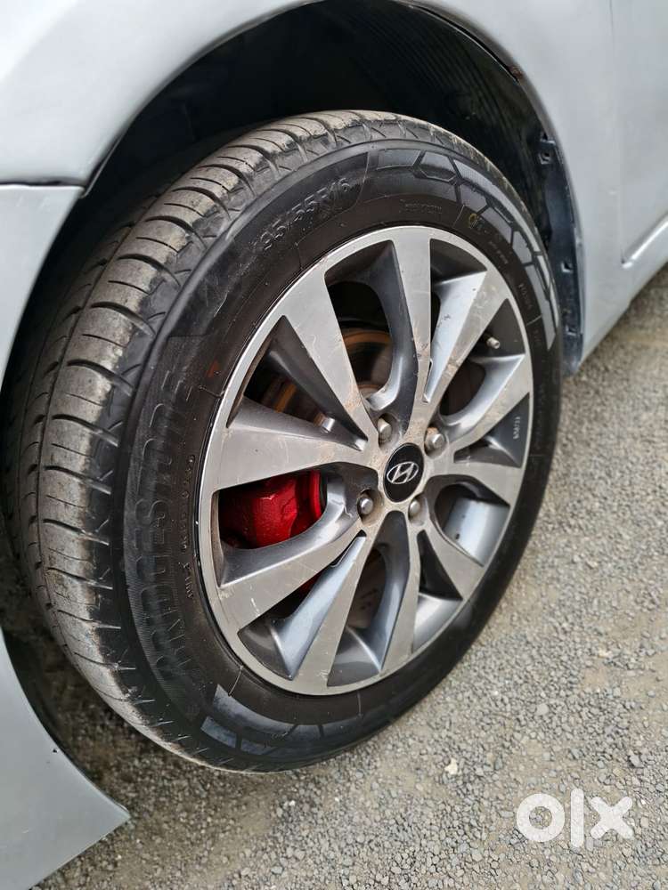 Hyundai Verna 1.6 Sx (o) Vtvt, 2015, Petrol