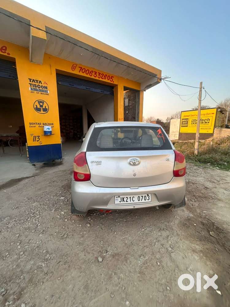 Toyota Etios Liva 2015