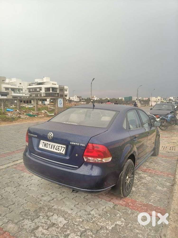 Volkswagen Vento Celeste 1.6 Highline, 2014, Diesel