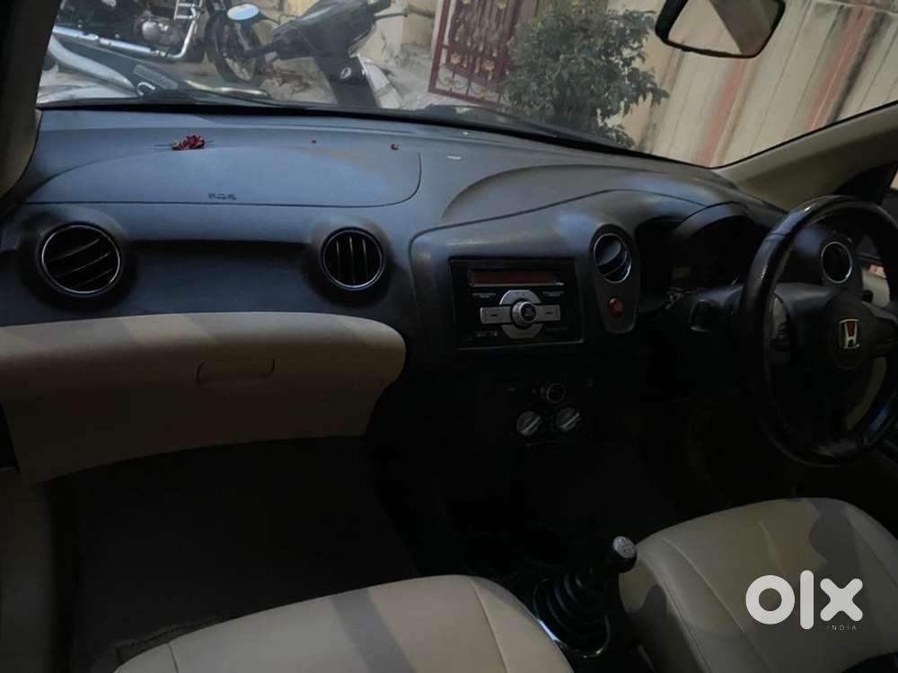 Honda Amaze 2015 Diesel Well Maintained