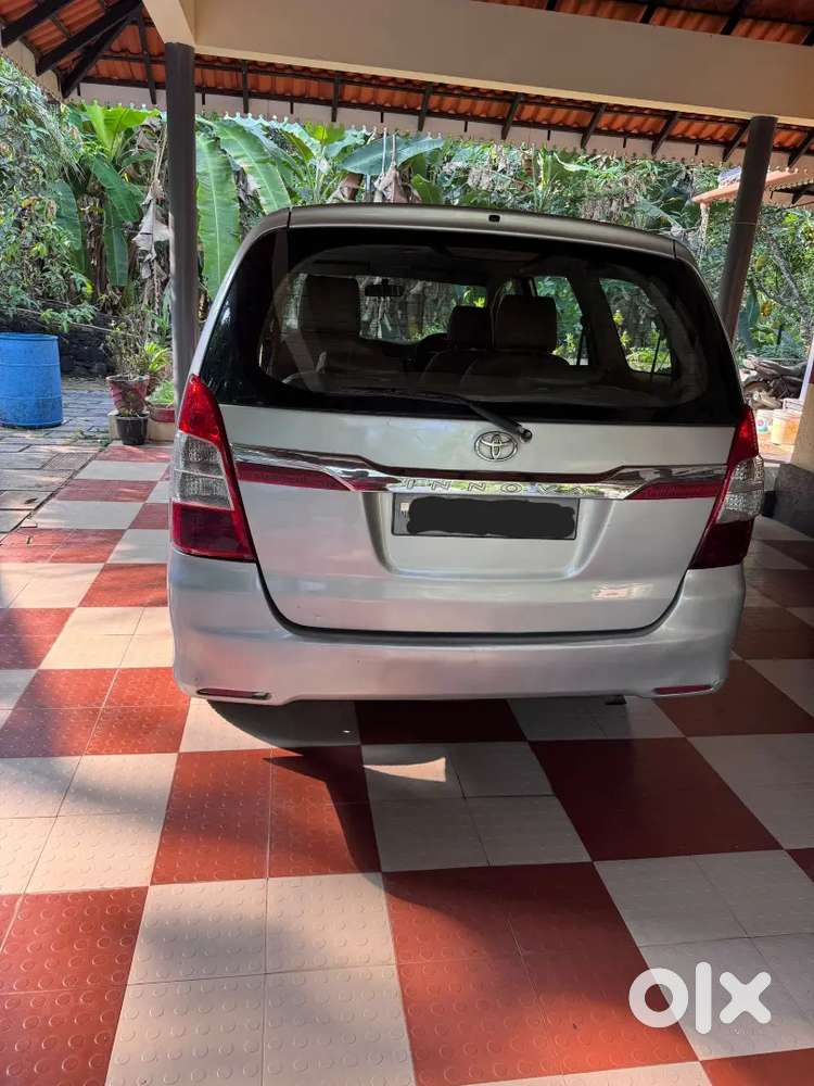 Toyota Innova 2.5g (2011)