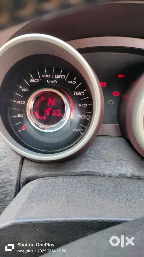 Mahindra Xuv500 Diesel 2014
