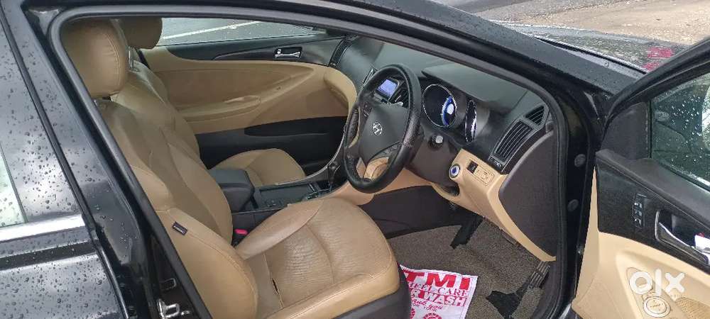 Hyundai Sonata 2012 Petrol 80000 Km Driven