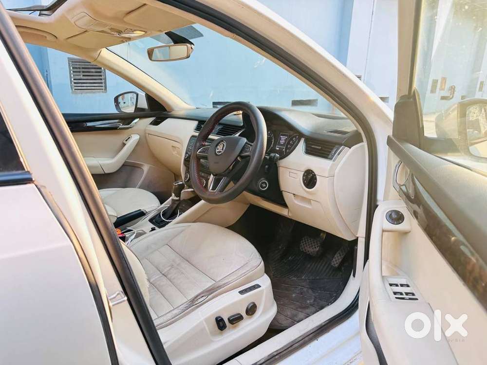 Skoda Octavia 2016 1.8 At Petrol 126000 Km Driven