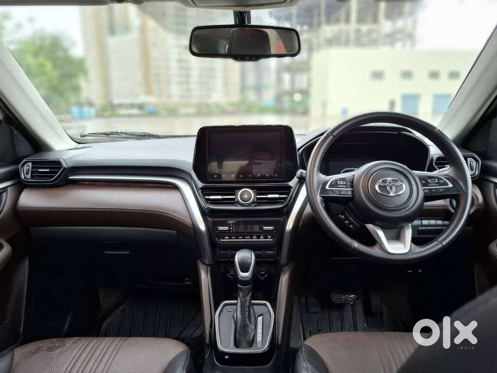Toyota Urban Cruiser Hyryder 1.5 V Hybrid, 2025, Petrol