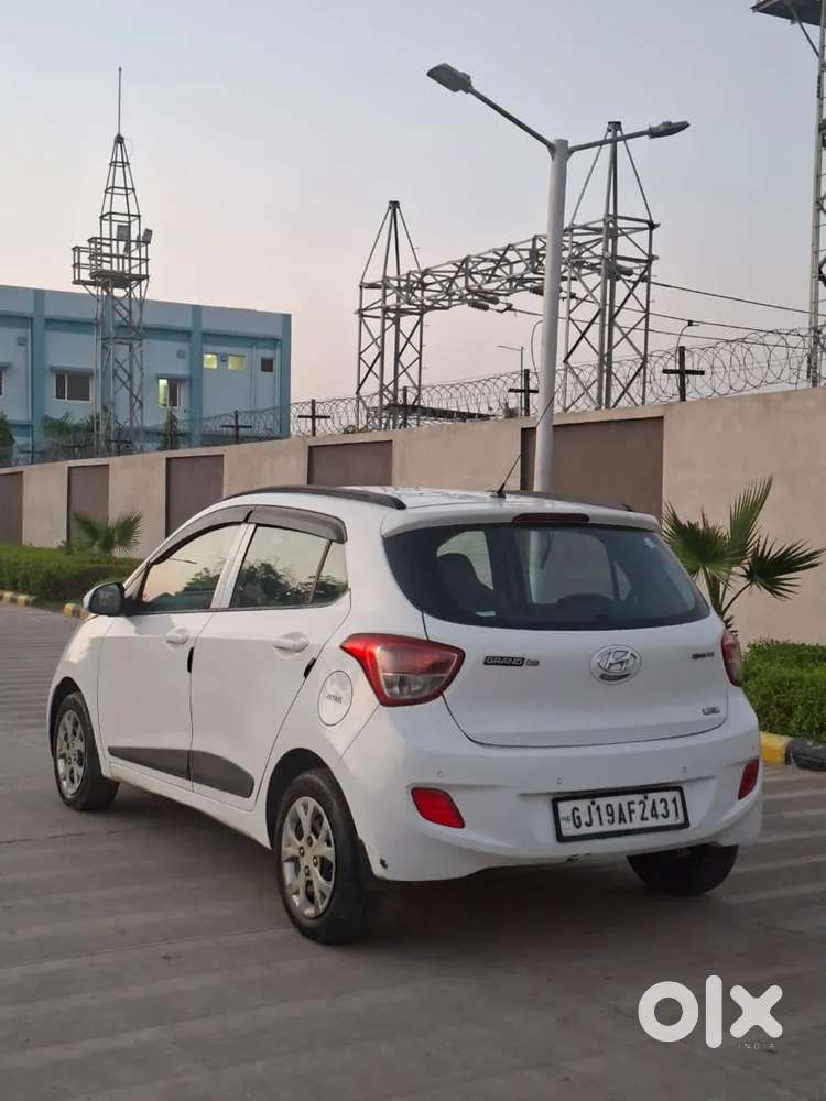 Hyundai Grand I10 Sportz 1.2 Kappa Vtvt, 2016, Petrol