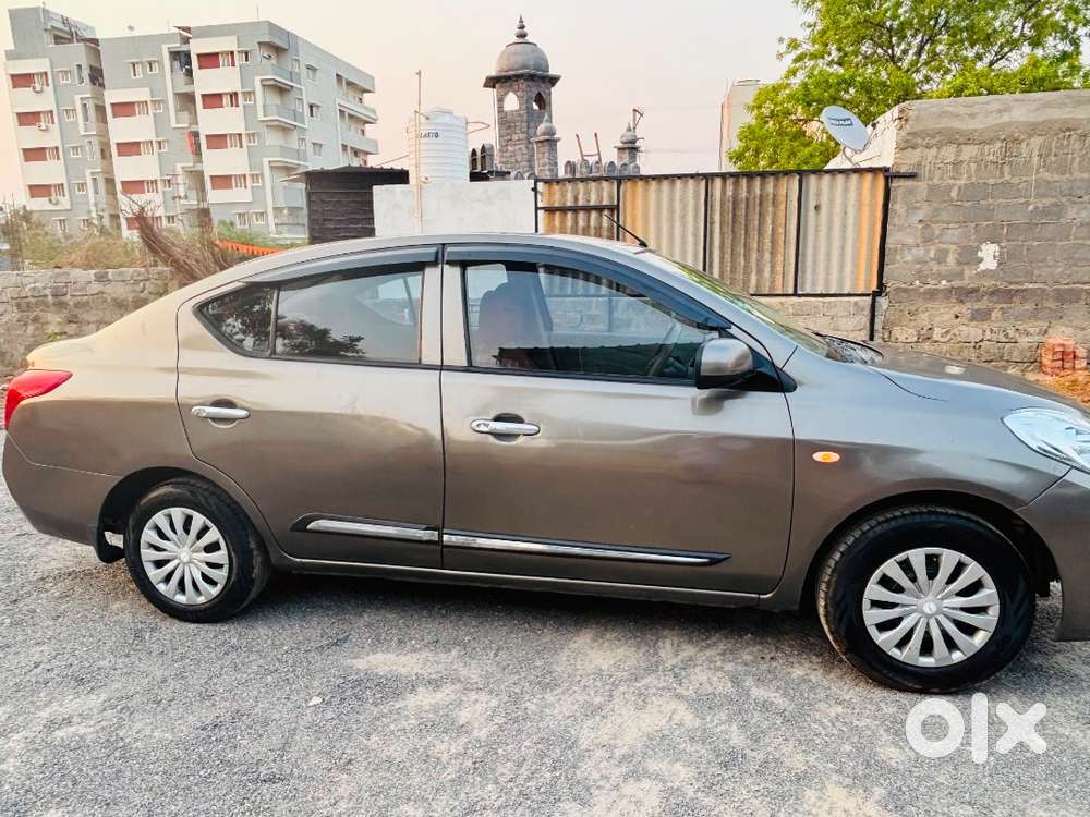 Nissan Sunny