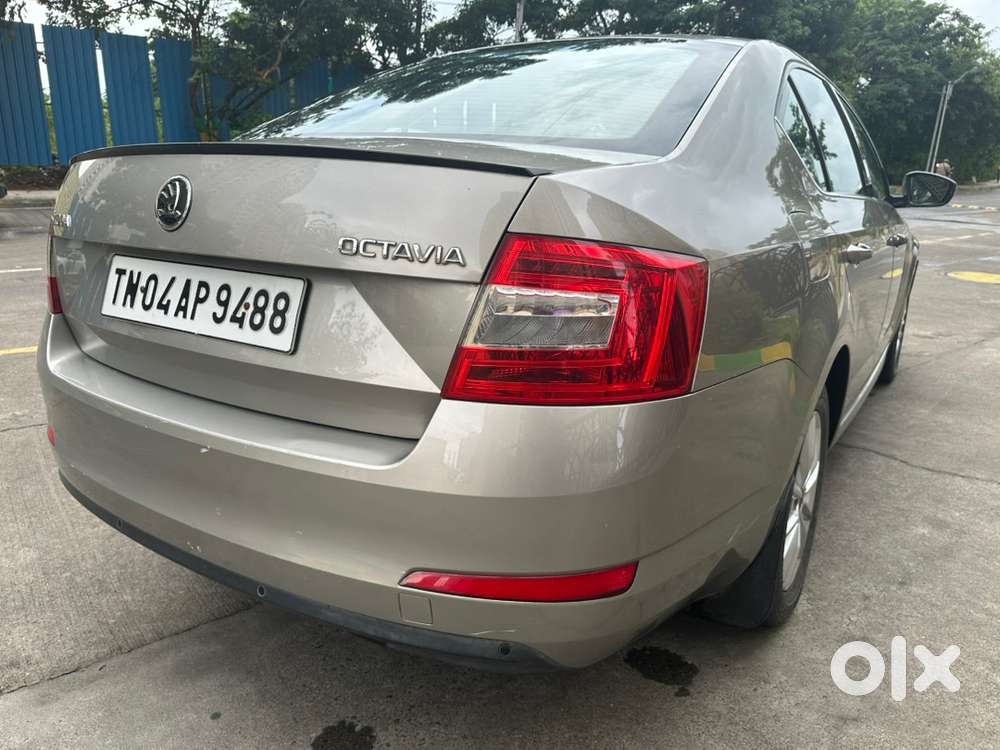 2015 Skoda Octavia Petrol Automatic Elegance, Sunroof, 2nd Own, 56k Km