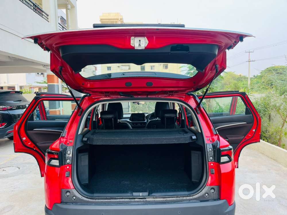 Maruti Suzuki Brezza 2023 Dual Tone