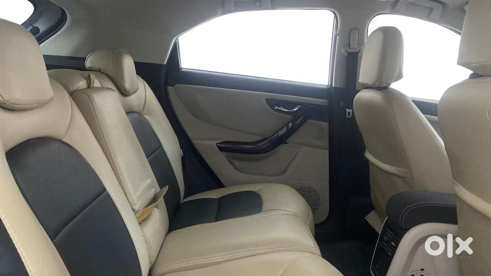 Tata Nexon 1.2 Revotron Xza Plus Premium, 2021, Petrol