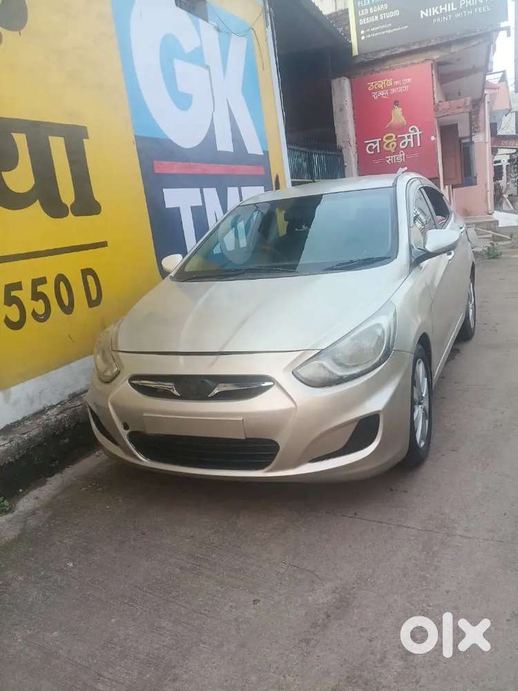 Hyundai Verna Petrol 2011