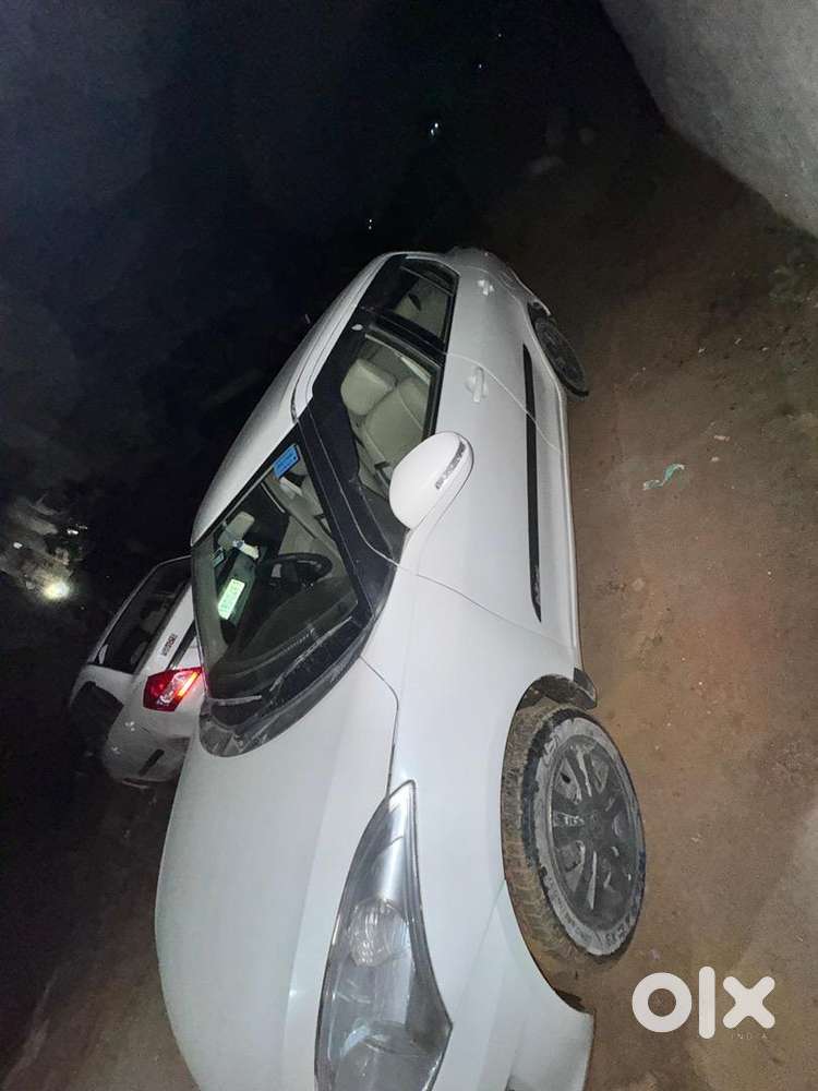 Maruti Suzuki Dzire 2013 Petrol Well Maintained