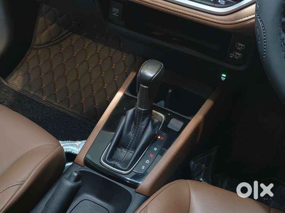 Honda Elevate Zx Cvt, 2023, Petrol