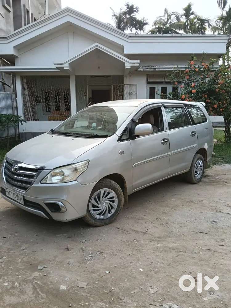 Toyota Innova Diesel 2.5 Manual 2011 In Tip Top Condition