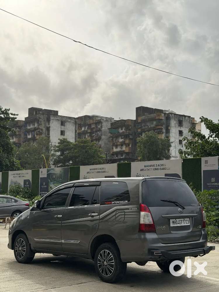 Toyota Innova 2.5g Diesel 2010/2030