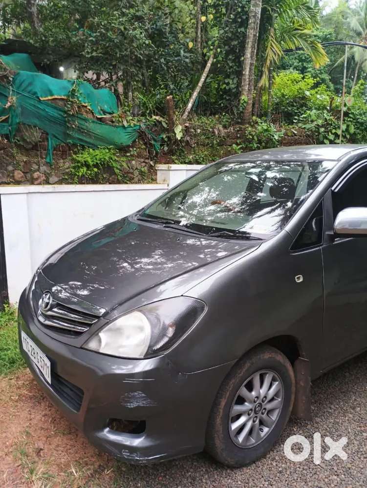 Toyota Innova Diesel 2011 2nd Owner