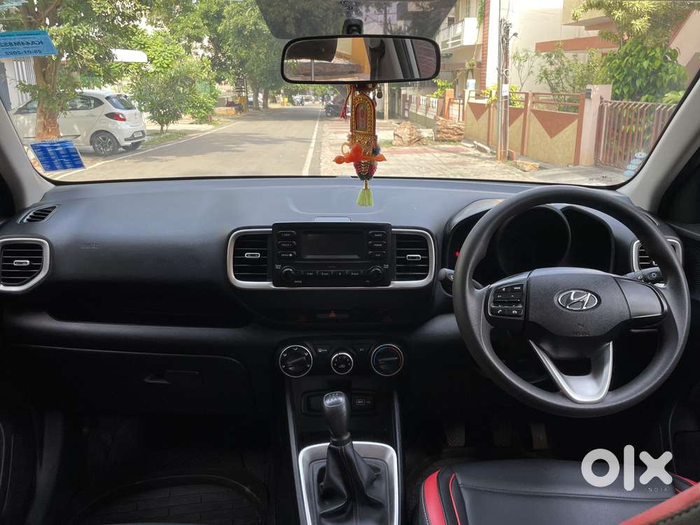 Hyundai Venue S 1.2 Petrol, 2022, Petrol