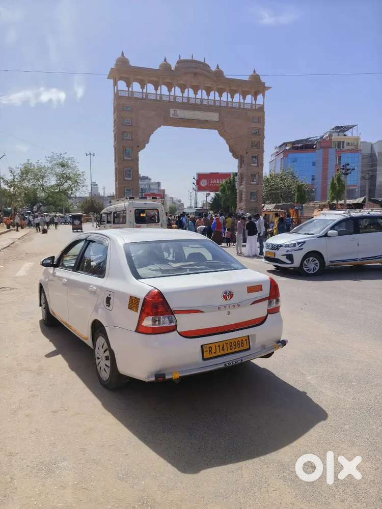 Toyota Etios 2015 Diesel 150000 Km Driven