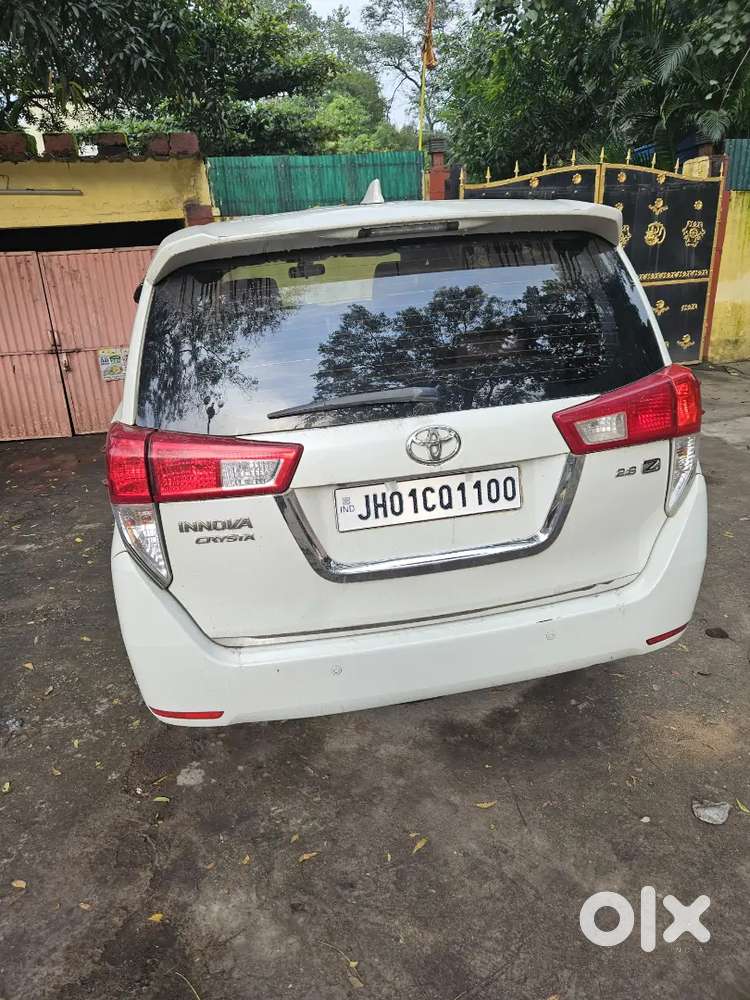 Toyota Innova Crysta 2018