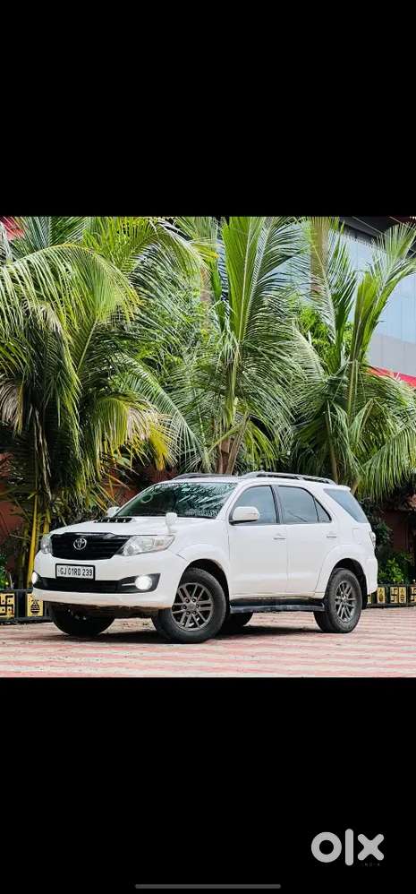 Toyota Fortuner 2014
