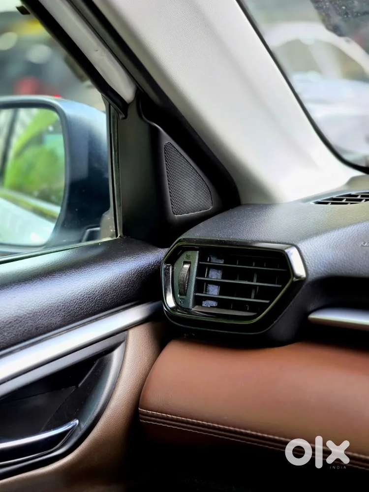 Toyota Urban Cruiser Hyryder 1.5 V Hybrid, 2023, Petrol