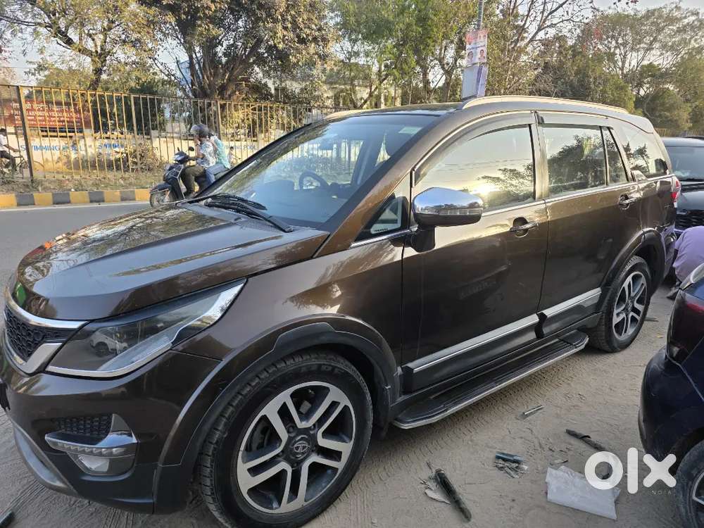 Selling Tata Hexa Xta 7 Seater