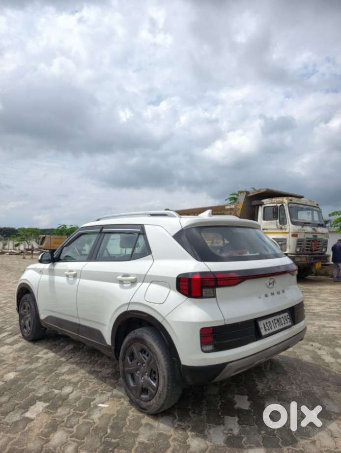 Hyundai Venue S Mt 1.2 Kappa, 2023, Petrol