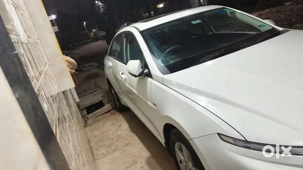 Hyundai Verna 2025 Petrol 6800 Km Driven