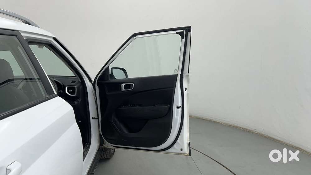 Hyundai Venue [2022-ongoing] 1.5 Crdi Sx, 2021, Diesel