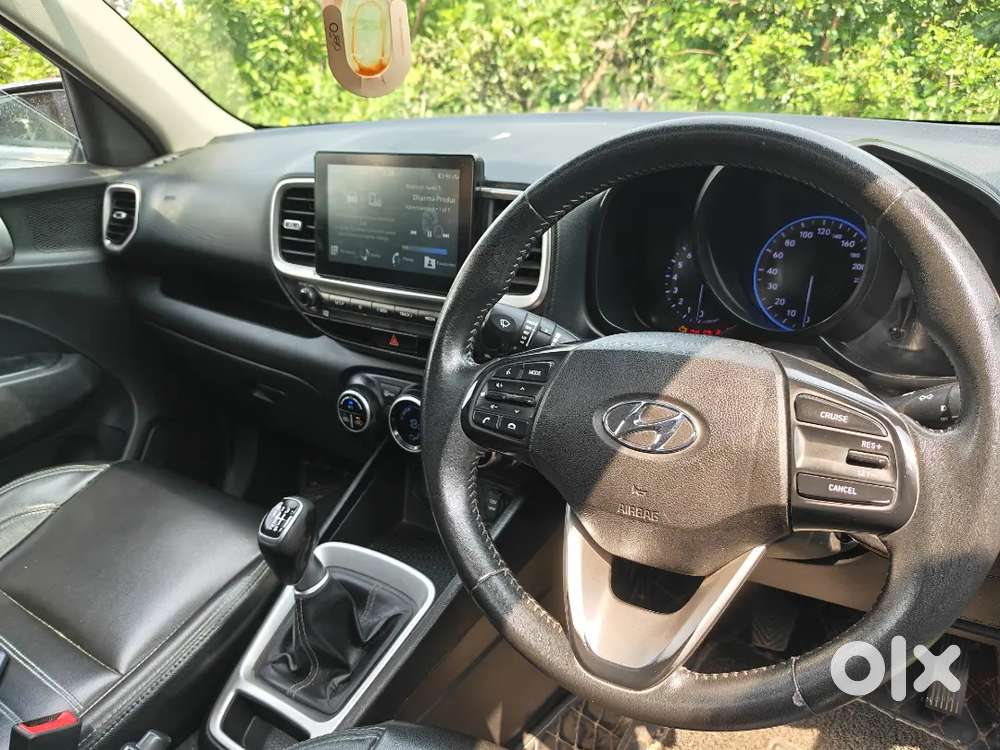 Venue Sx Turbo With Sunroof