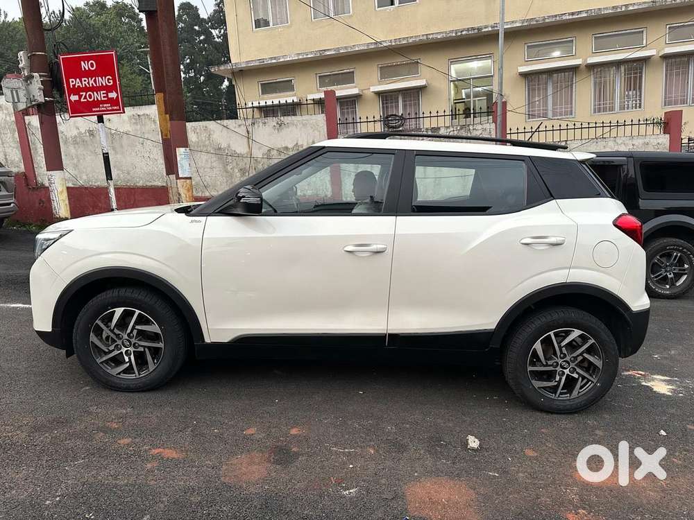 Mahindra Xuv300 W8 Option, 2023, Petrol