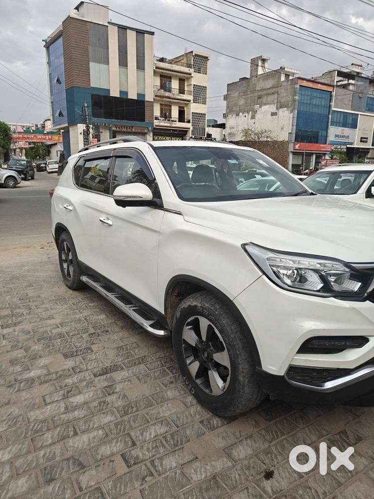 Mahindra Alturas G4 4wd At, 2019, Diesel