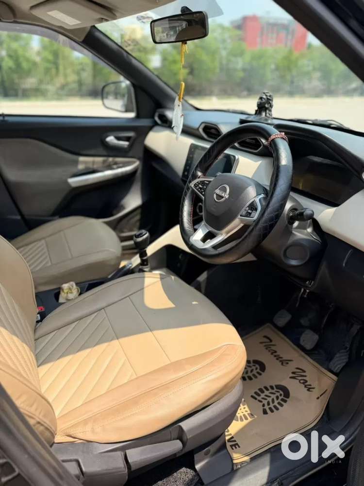 Nissan Magnite 1.0 Xv, 2022, Petrol
