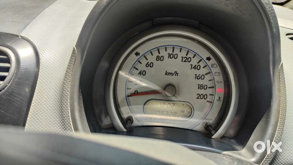 Maruti Suzuki Ritz Lxi, 2012, Petrol