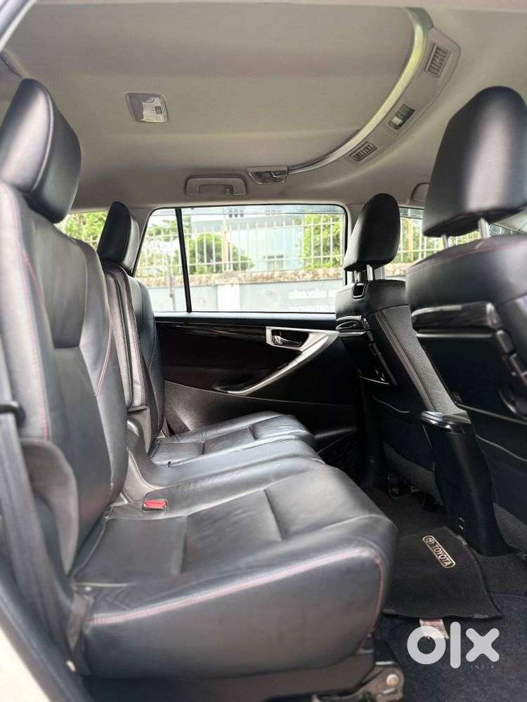 Toyota Innova Crysta 2.8 At Touring Sport, 2017, Diesel